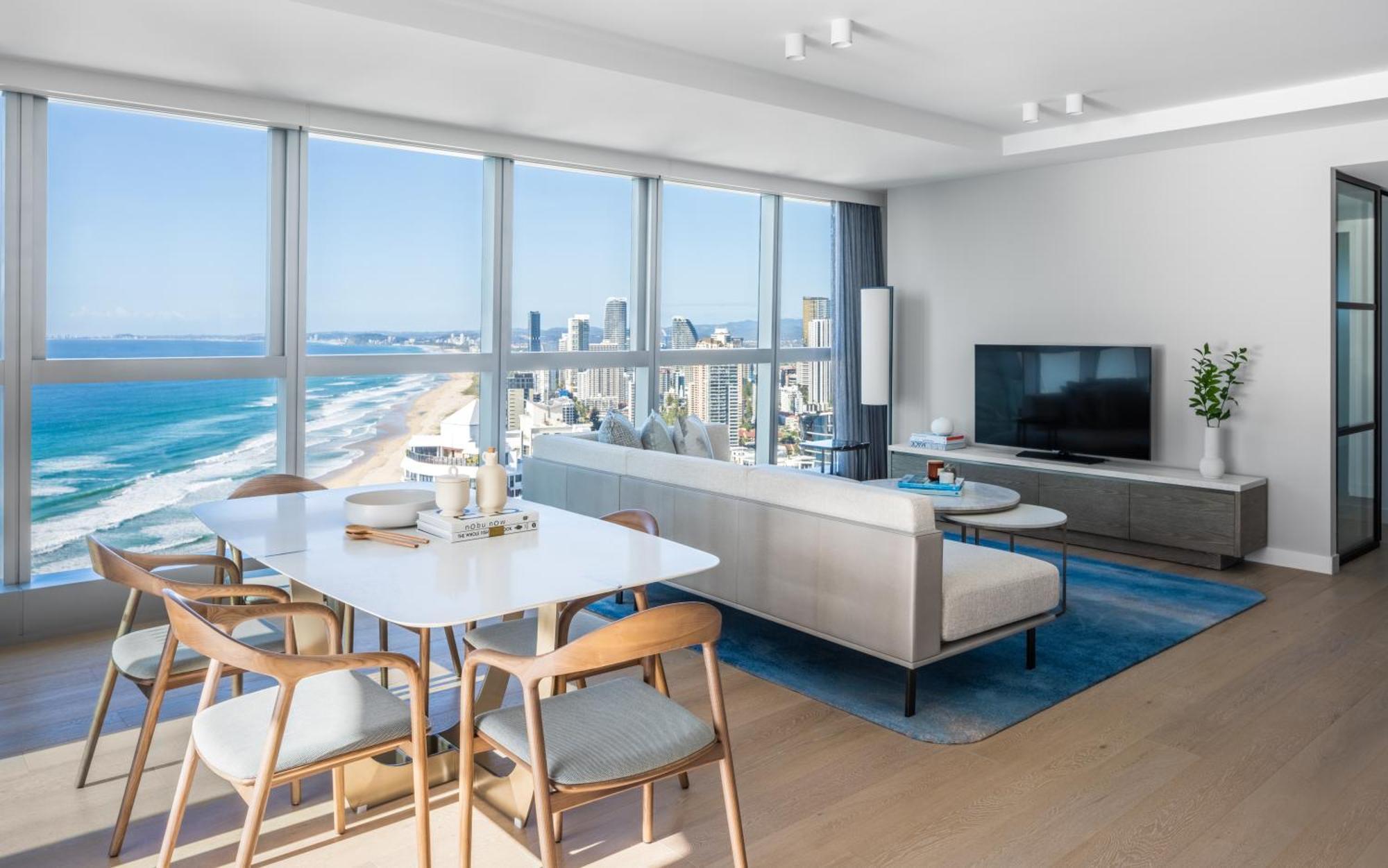 The Langham, Gold Coast And Jewel Residences Kültér fotó The living room of a typical apartment